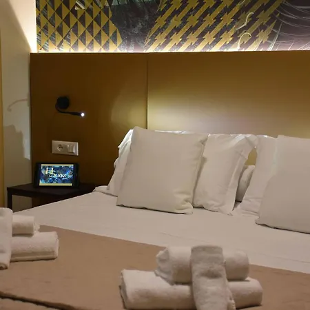 Suez Hotel