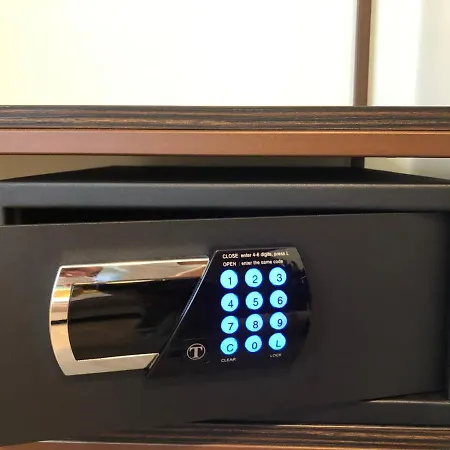 Suez ليدو دي يسولو