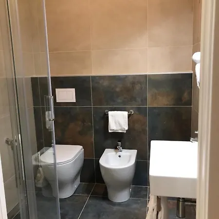 Ξενοδοχείο Suez